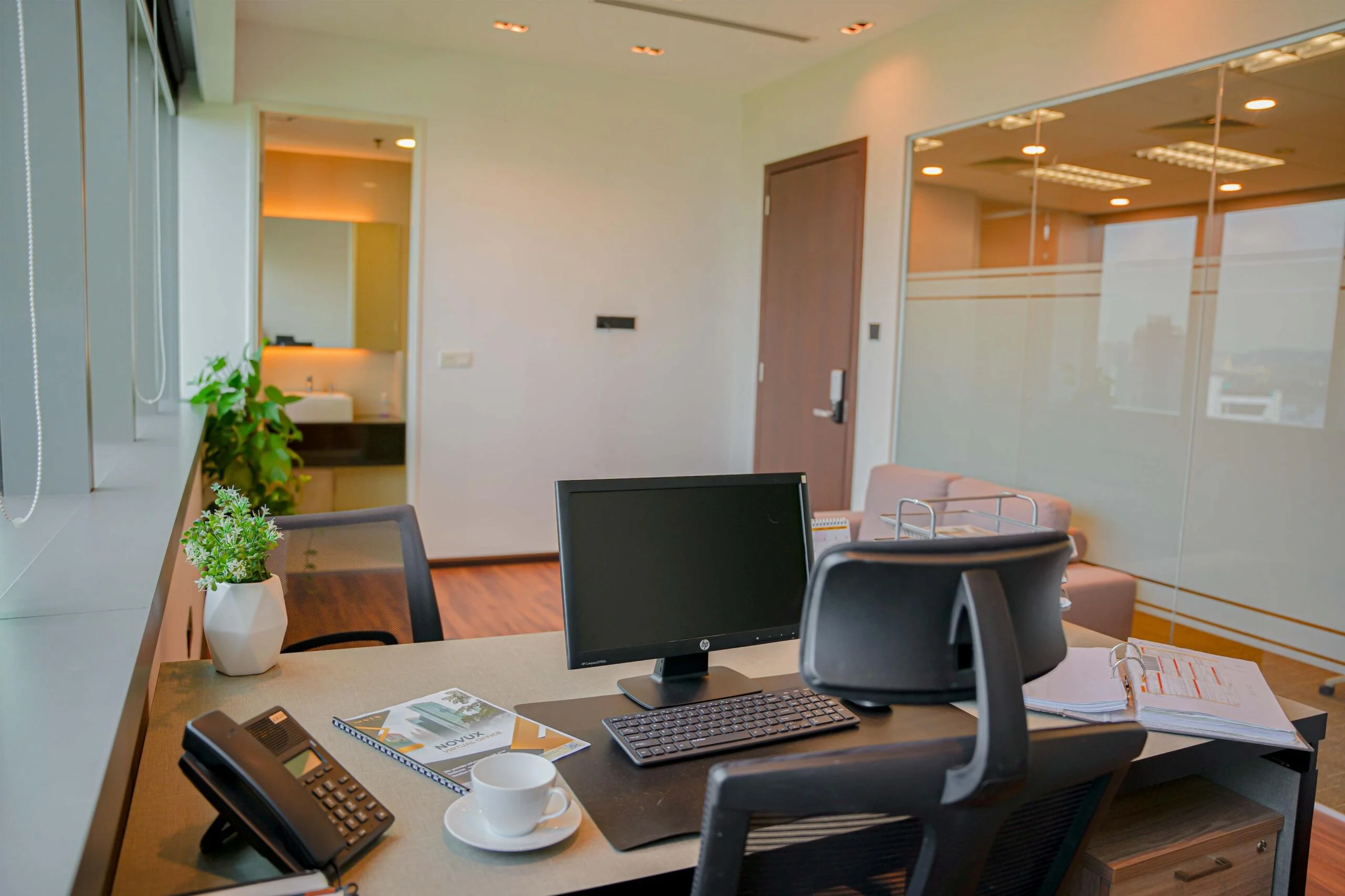DSC00068 Office for rent, shared office for rent
